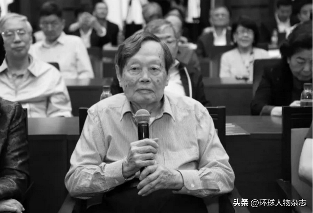 杨振宁去世：一个世纪的探索与乡愁
