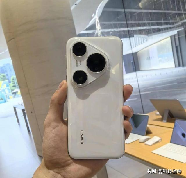 1分钟卖爆！iPhone 17 256GB成香饽饽，果粉为啥独爱它？