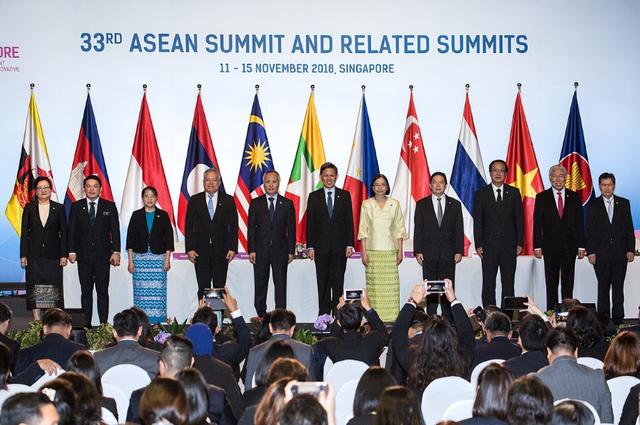 特朗普做不到的事，中方完成了	，泰柬正式停火，两国外长共同赴华