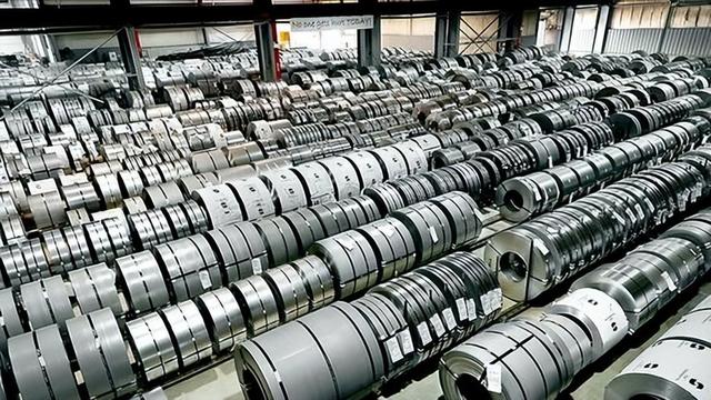 修建三峡工程，日本故意提供4000吨劣质钢材，海关如何应对的？