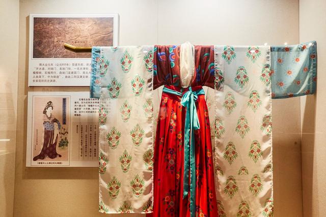 淮北有一座中国石榴博物馆，藏品丰富，探秘石榴与中国文化的渊源