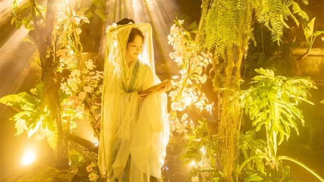 引爆文旅流量的20个场景设计｜2025网红场景这样造！