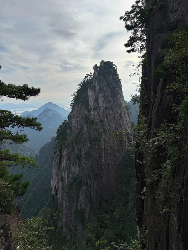 徒步三山五岳：安徽黄山！