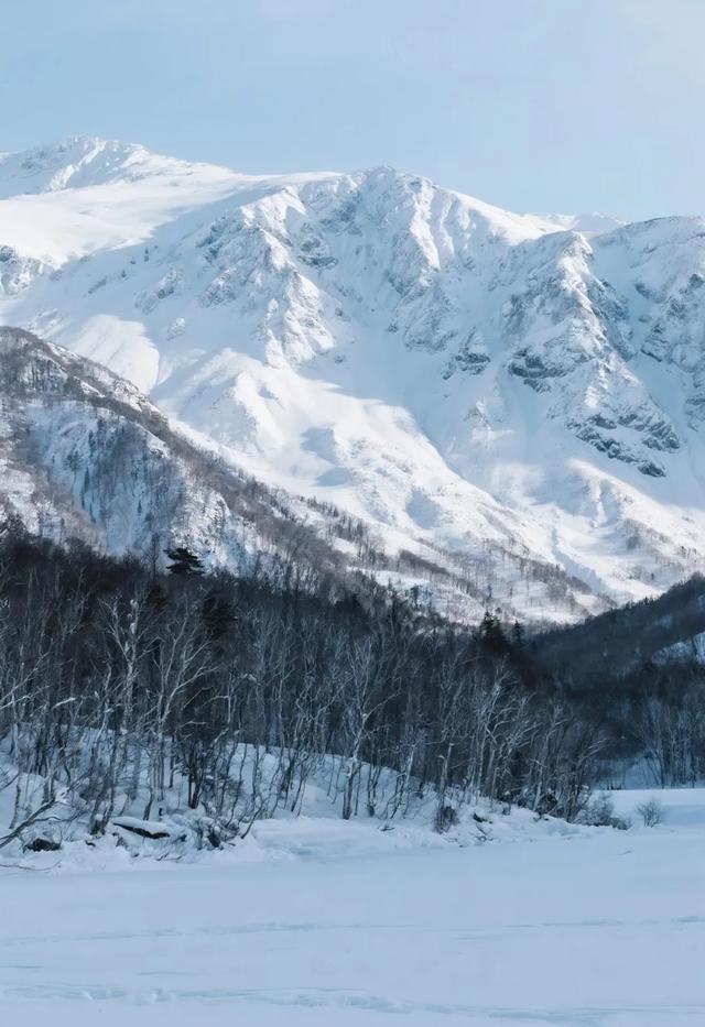 长白山冬日限定:冰封天池、雾凇魔界,一场与天地对话的旅程