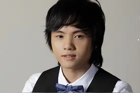 曾经一首歌赚1.2亿，如今却成网络歌手，郑源到底经历了什么图片