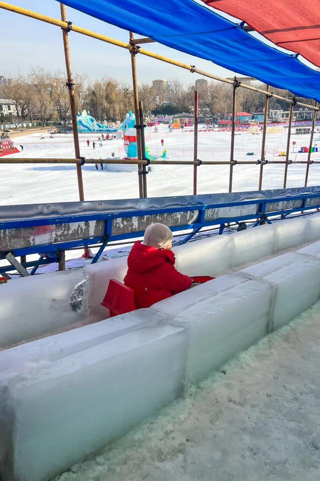 2万㎡超大雪场敞开玩儿!龙潭冰雪节焕新升级→