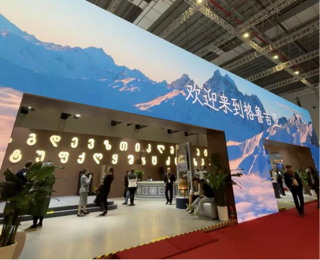 聚焦进博会 | 经贸盛会+文化盛宴 进博会国家馆展现双重魅力