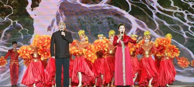 金秋十月 石楼有约 | 音乐节/篝火夜/农趣赛…60+玩法承包你的国庆假期​