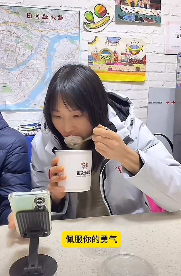 敬一丹没想到，“最快女护士”仅一句话就让老搭档白岩松口碑暴涨