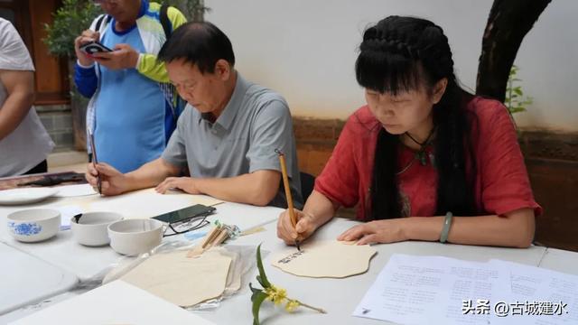 双节品书香 建水两场读书分享会传递历史温度与文化魅力