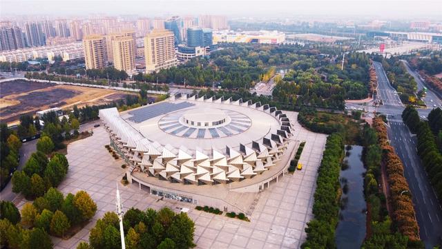 河南鹤壁，建市后行政中心不停搬迁，50年换了四个地方，真能折腾