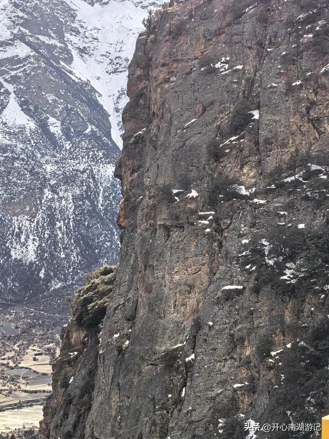 喀什经317到成都，边坝-洛隆，看祥格拉冰川，登顶观三色湖