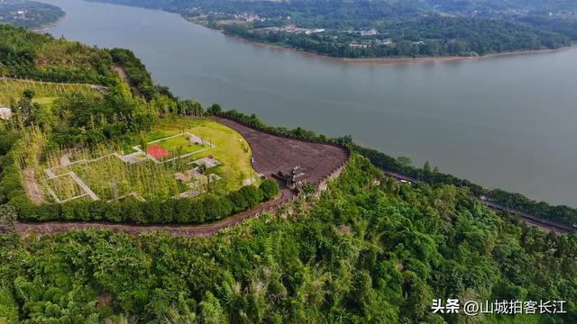 重庆因“刨猪饭”意外爆红的小城，历史上叱咤风云，你去过吗？