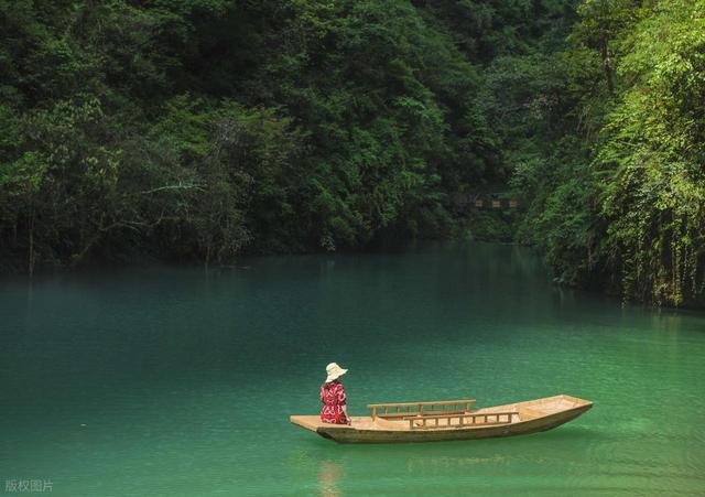 @中老年朋友，为什么建议多出去旅游，这个观点，您认同吗？