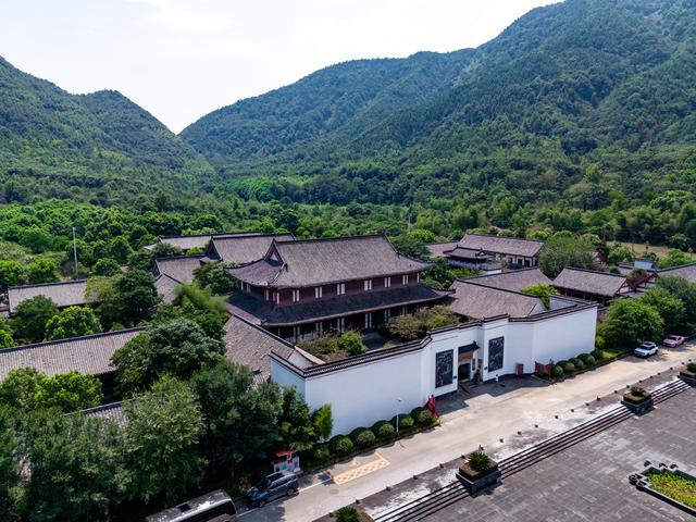 金脉千年：在德兴矿冶博物馆触摸青铜时代的温度