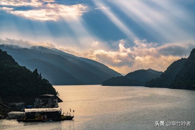 恩施景点盘点:大峡谷累到跪、清江船晃到吐但这些细节让我想二刷