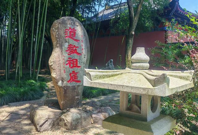 江西有个古镇，被称为“中国道教第一镇”，环境优美，值得一去