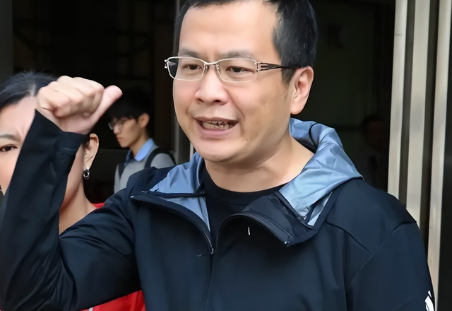 国民党主席选举临近，马英九已明确站队，张亚中：不能对美国言听计从