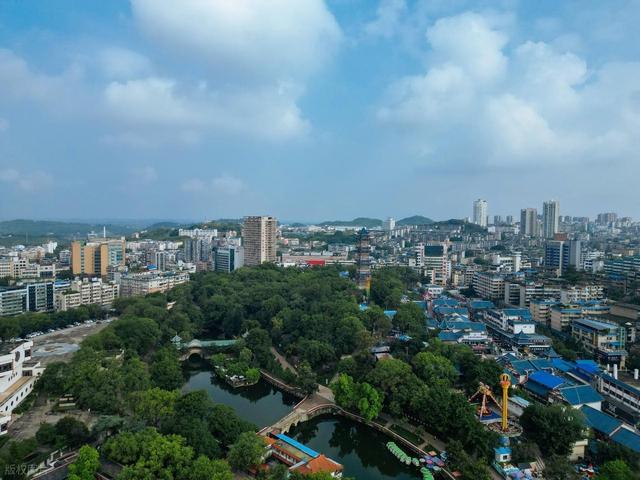 四川将不再成都“一城独大”，这座城市才是黑马，不是德阳和绵阳