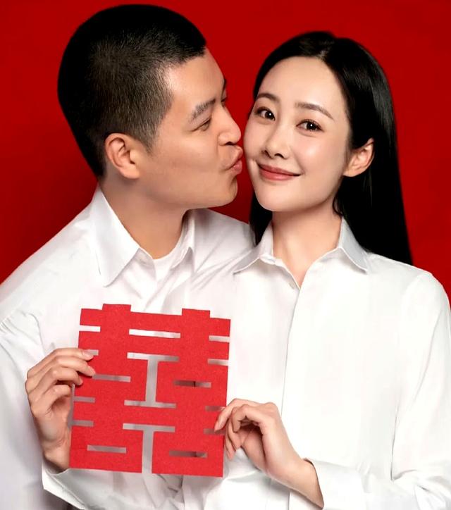 李纯婚后放纵开始还债了，健身累到大腿颤抖，带上北京爷们一起练