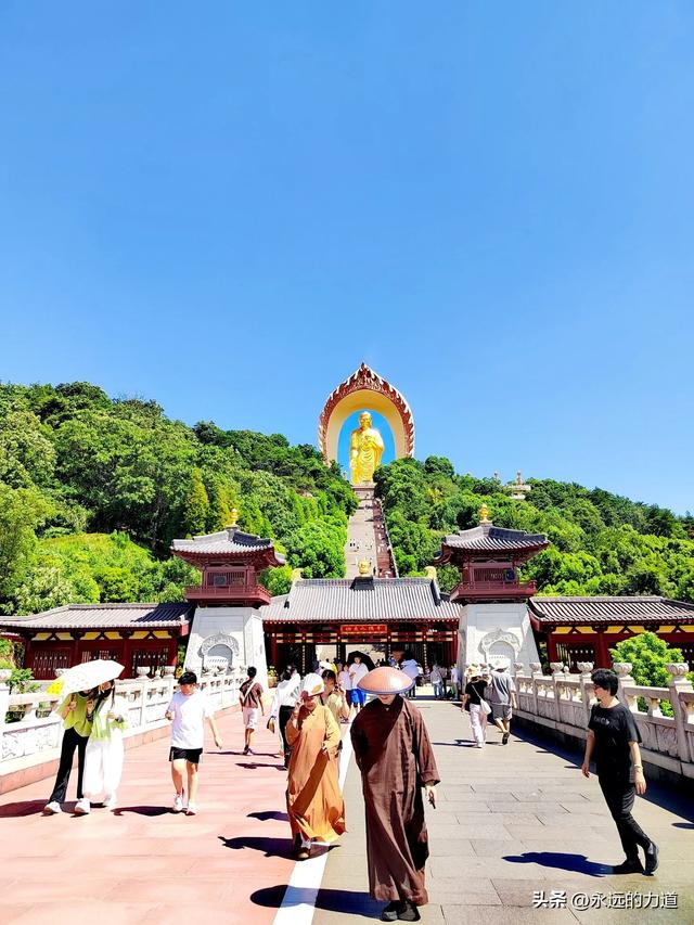 东林大佛&东林寺，在大佛脚下休憩