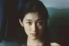 被前任折磨了10年，为导演流产2次，富豪5个亿“买断”她终生幸福图片