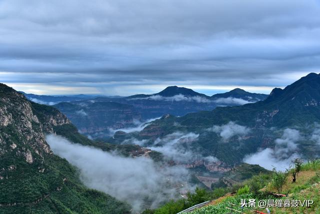 太行山平顺县的天路