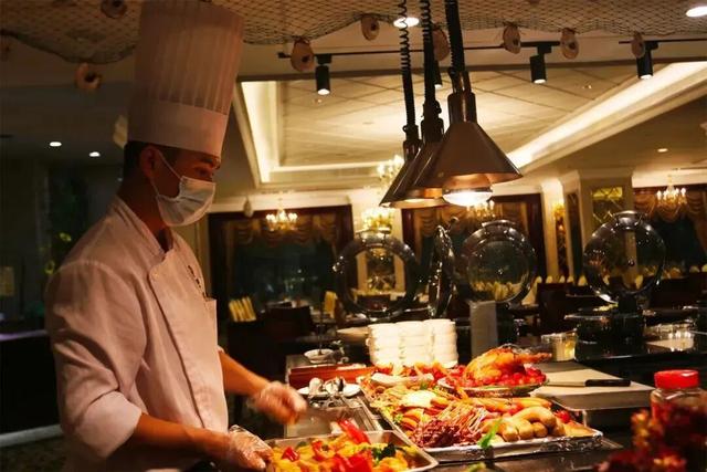 周末2大2小叹“森林秘境”度假地，吃住玩全了，汤泉萌宠…平靓正