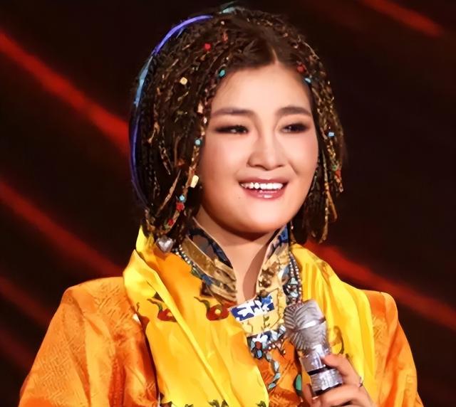 十年版权恩怨，两人在音乐领域大打出手，如今的下场怪不了别人