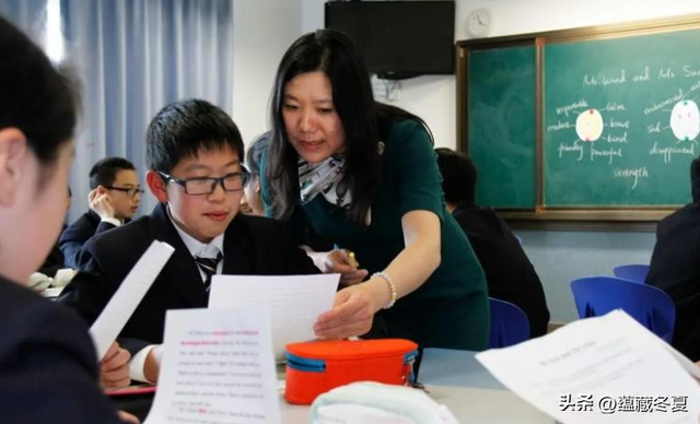 教育部扔下重磅炸弹：2026年开始	，全国一律不准再买校外商业试卷