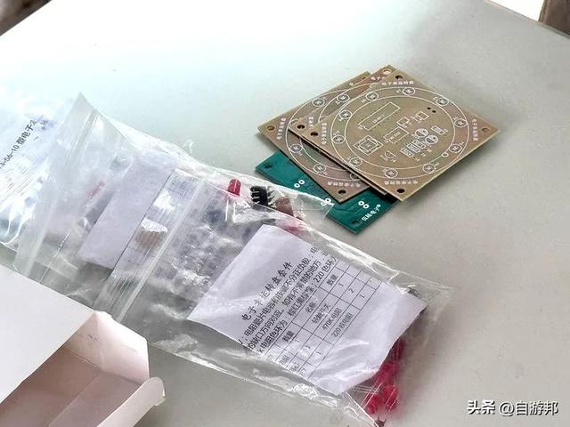 台中旧城巡礼～电子街商圈X绿川水岸半日游，找零件、跳乌龟