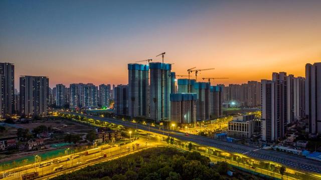 房地产市场处于新拐点来临的前夜吗