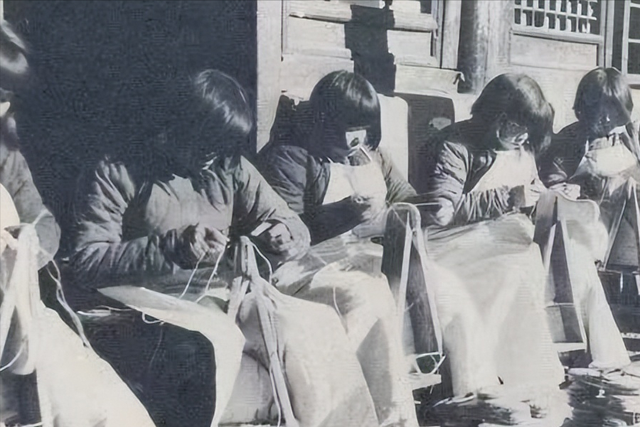 在江津人都穿过3539厂的胶鞋，以前的乞丐龙头，是如何华丽转身的