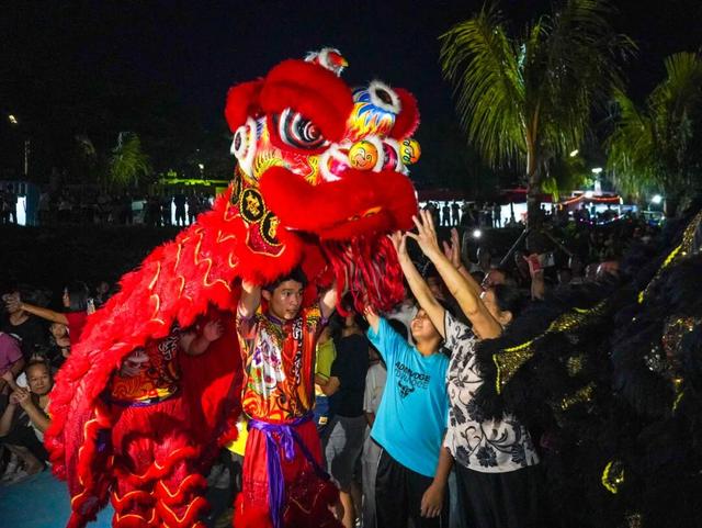 日夜都精彩！这个长假肇庆就是好玩！