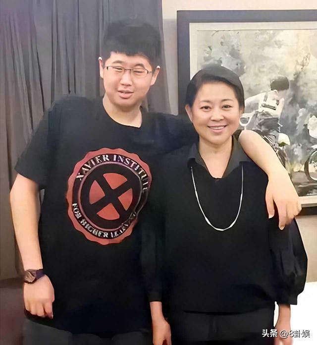 钱再多有什么用！66岁身家过亿的倪萍，还是要为儿子婚恋操碎了心