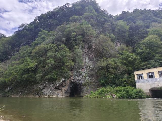 安徽金寨：我在龙门石找到了岁月的痕迹