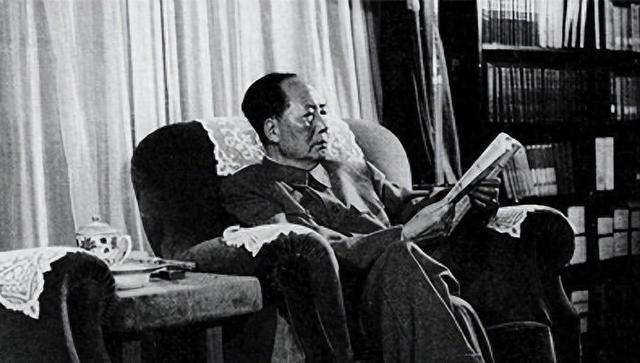 70多年前的大雪天，毛主席为什么决定把河南省会由开封迁至郑州？