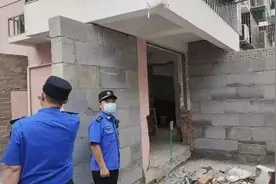 慌了，都慌了！沪上19年居民楼，底层敲毁5处承重墙！还有人，也下狠手了图片