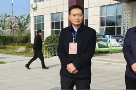 59岁将退，曾任纪委书记，商水县人大主任夏新明被查，晚节不保图片