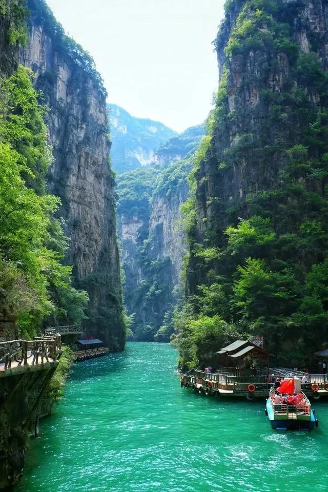 国庆不想人挤人？这份反向旅游指南请收好，去这7个地方就对了！