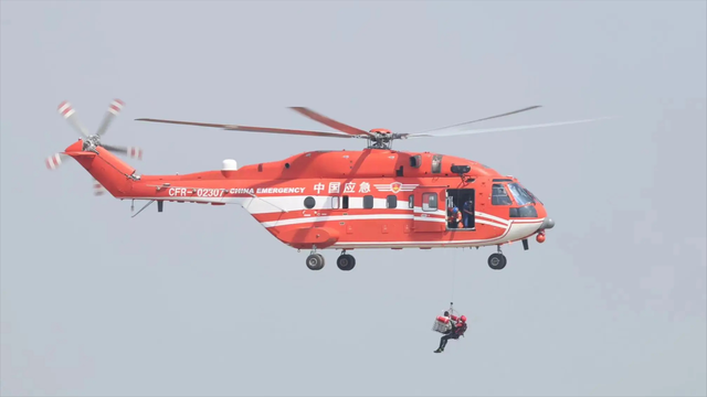 一男一女徒步鳌太线被困，花费上百万救援，最终一人不幸遇难