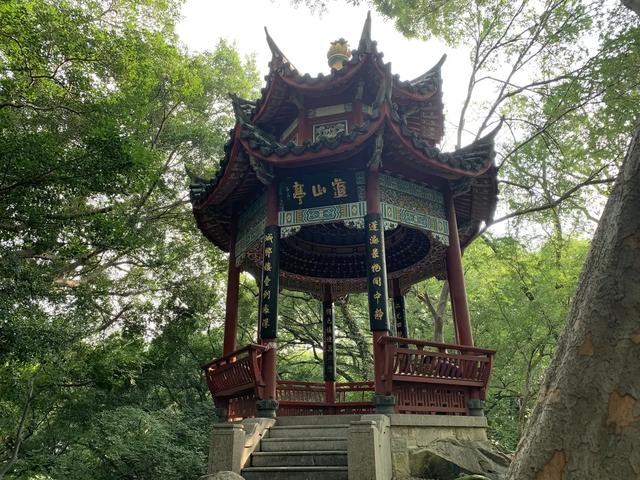 三坊七巷，三山两塔：漫步福州，感受历史的悲壮回响