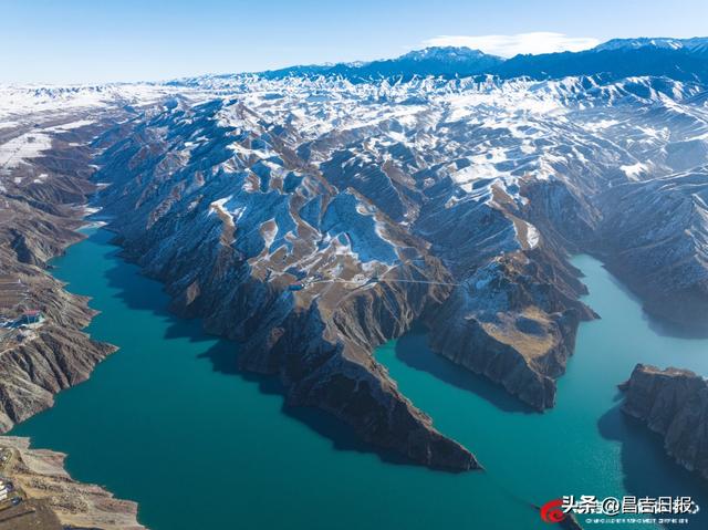 雪落肯斯瓦特！玛纳斯这片“水墨秘境”美到窒息