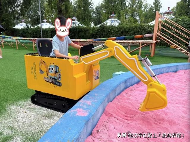 天气凉了就去这！汉中欢乐拾光亲子乐园嗨玩一天不重样！