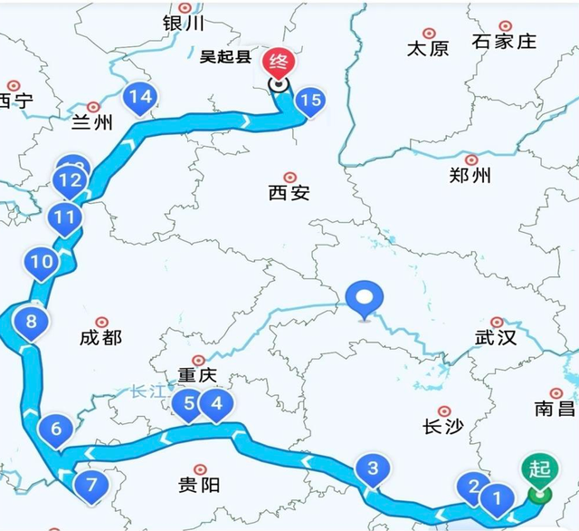 74岁香港大爷重走长征路，半年徒步6000公里，即将抵达吴起镇