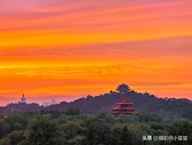 故宫摄影师小星星：当火烧云邂逅古都北京，盛世美景，江山如画！