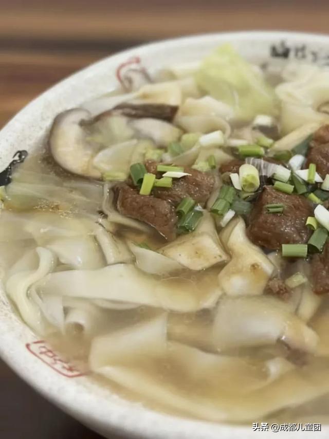 常被路过的雅安，值得专门去玩一趟