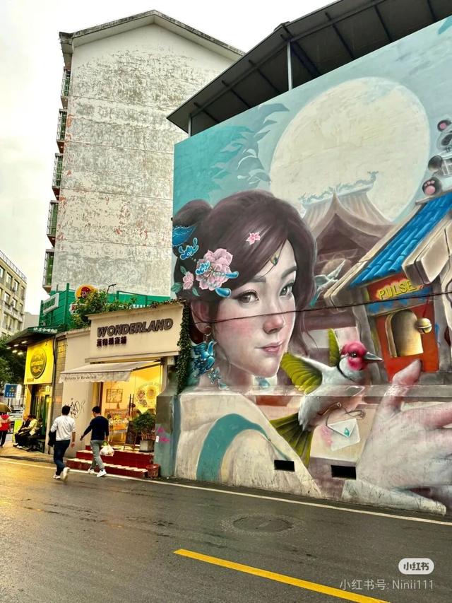 周末就冲！成都出发40min直达浪漫小城，喂海鸥逛古寺！