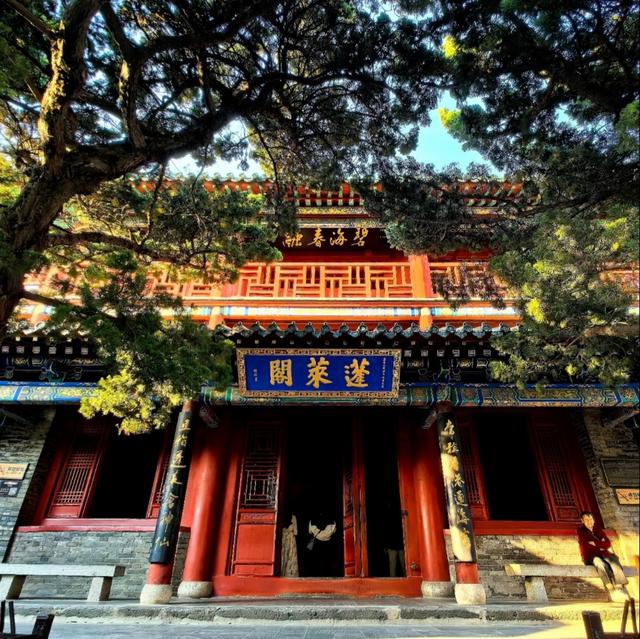 我是上海人，旅游景点蓬莱阁，门票贵，没见海市蜃楼有点亏