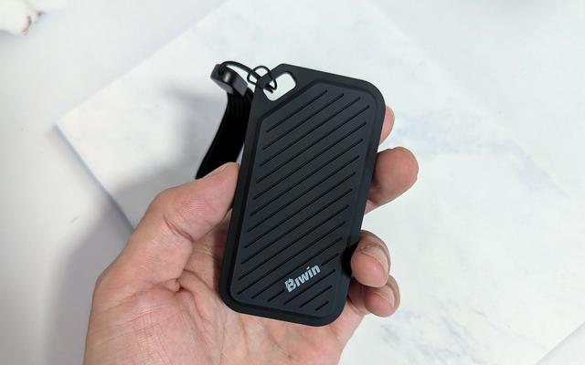佰维PD450实测：小身材有大能量，4K外录双接口都很强！